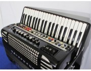Excelsior MIDI piano accordion with expander
